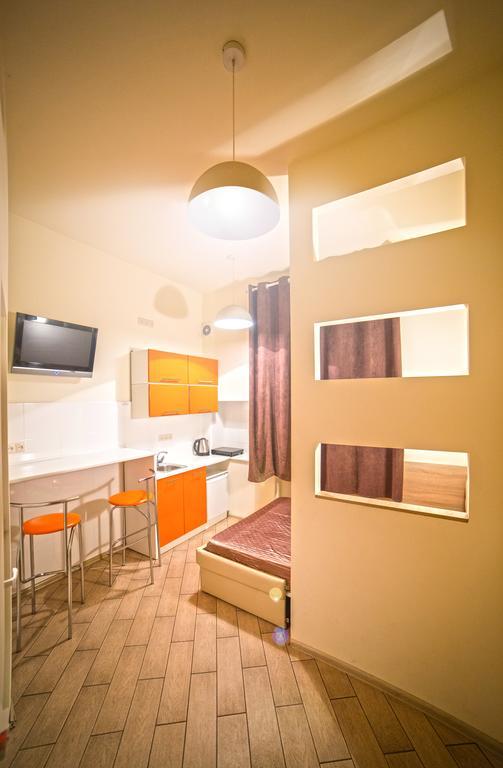 Mini Apartment On Rappoporta 7A-3 Lviv Kültér fotó